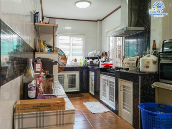 *****บ้านแฝดมือสองย่านสมุทรปราการ ม.สยามนิเวศน์1 ประชาอุทิศ เนื้อที่กว้างขวางมากถึง 92 ตร.ว. ฟังก์ชัน 4 ห้องนอน 3 ห้องน้ำ ที่จอดรถ 2 คัน บ้านสไตล์โมเดิร์น ภายใต้บรรยากาศเงียบสงบ โครงการตั้งบนทำเลแห่งการเดินทาง ใกล้รถไฟฟ้าสายสีม่วงใต้(สายอนาคต) "สถานีครุใน" และจุดขึ้นทางด่วน "กาญจนาภาเษกฯ"